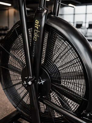 Imagem do ventilador frontal da Air Bike Gallant Advanced